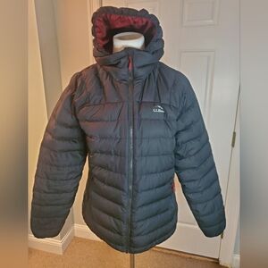 L.L. Bean Women's Black Ski Jacket with Red Lining
